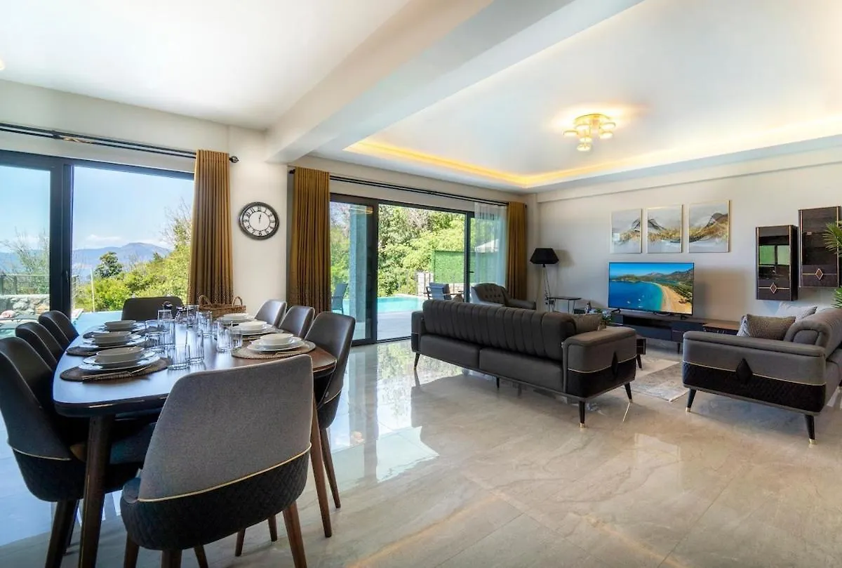 Holiday Villa With Sea View And Heated Pool Villa Mariposa 费特希耶