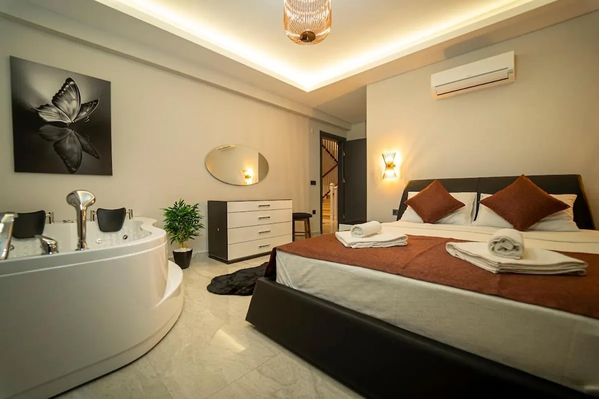 Holiday Villa With Sea View And Heated Pool Villa Mariposa 费特希耶